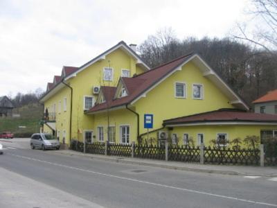 Hotel Gostisce Senica Senovo Exterior foto